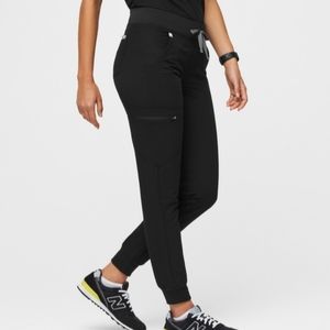 FIGS Zamora Jogger Scrub Pants